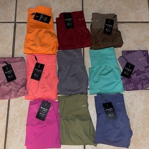 Brand new NVGTN leggings